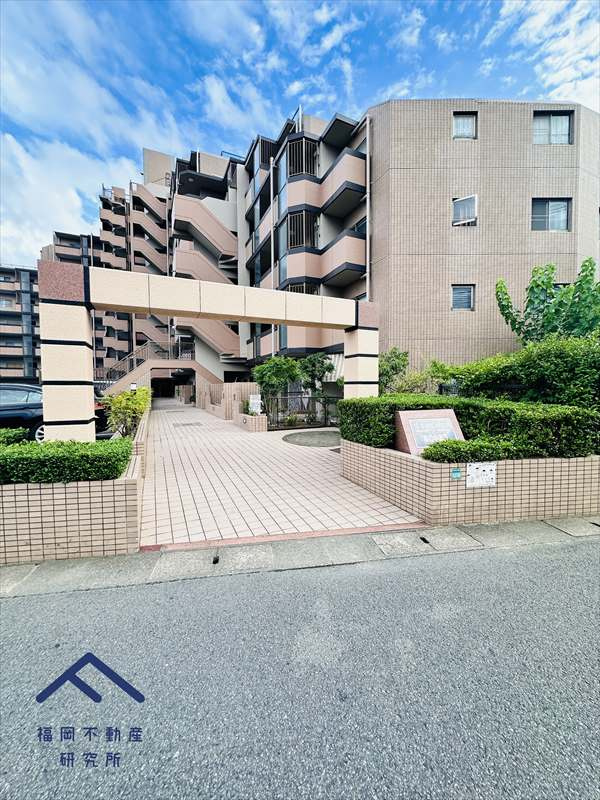 スタシオン海の中道Ⅱの外観