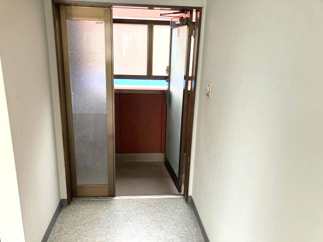 ブルーリバーⅡの玄関