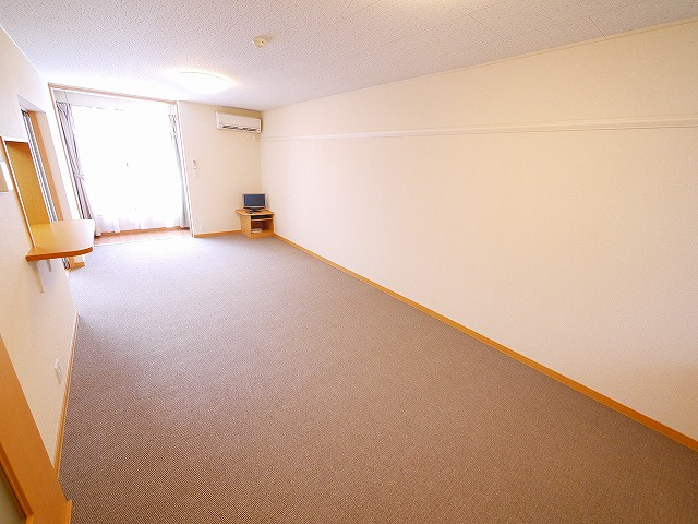 レオパレスヴィラージュＥの居間・リビング|おしゃれなリビングです