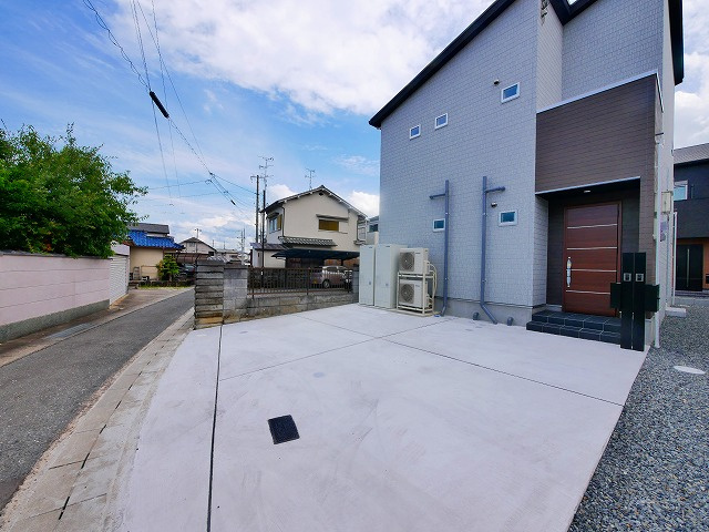 相楽川ノ尻 アパートの駐車場