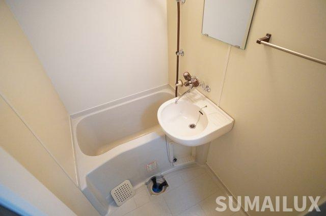 ブリリアントハイツの浴室