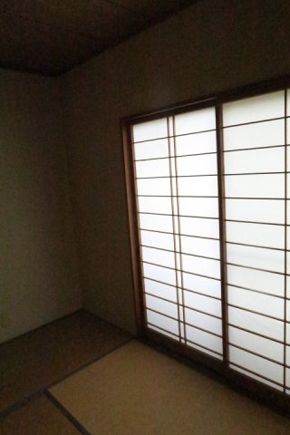 メゾンヤマモトの洋室