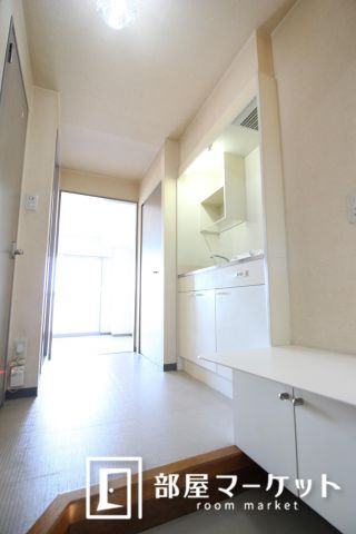 【玄関】 | ステップVIII | 同型タイプ