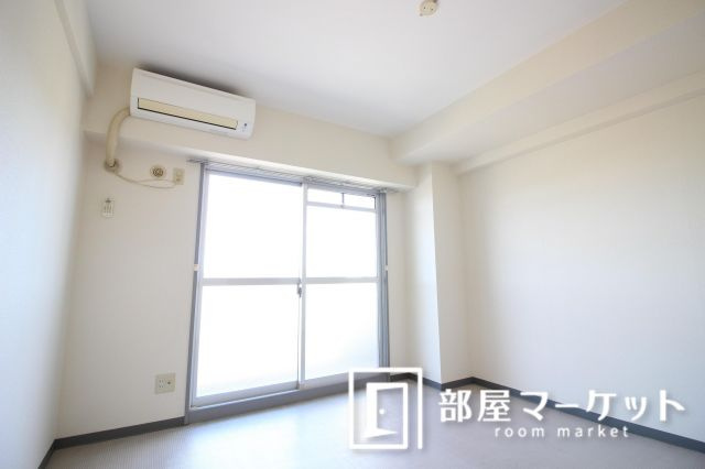 【居間・リビング】 | ステップVIII | 同型タイプ