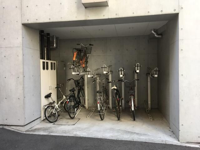Ｔ－ｃｏｕｒｔ２の駐車場
