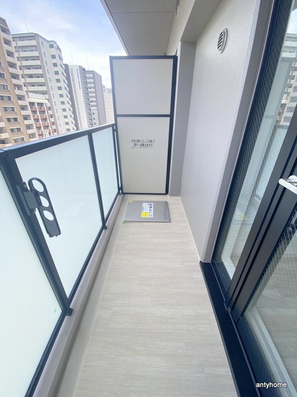 大阪難波Noah　仲介手数料無料のバルコニー