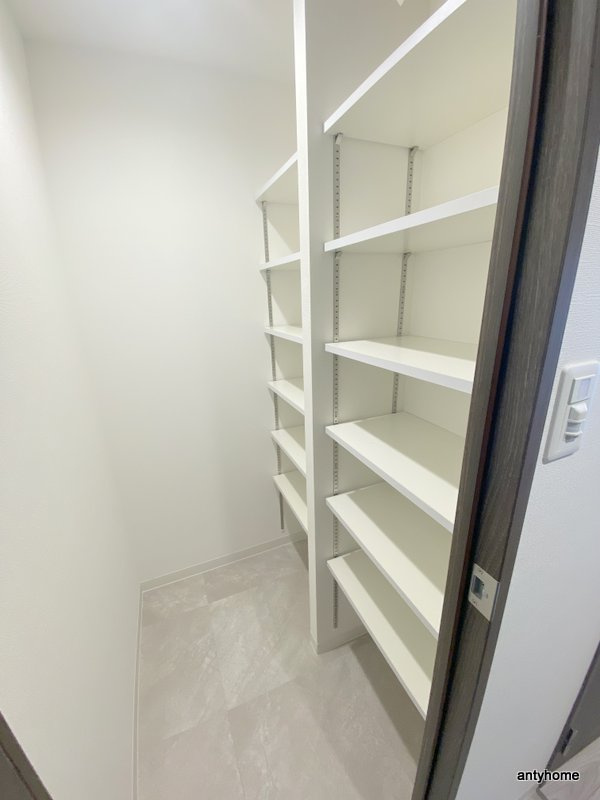 大阪難波Noah　仲介手数料無料の収納