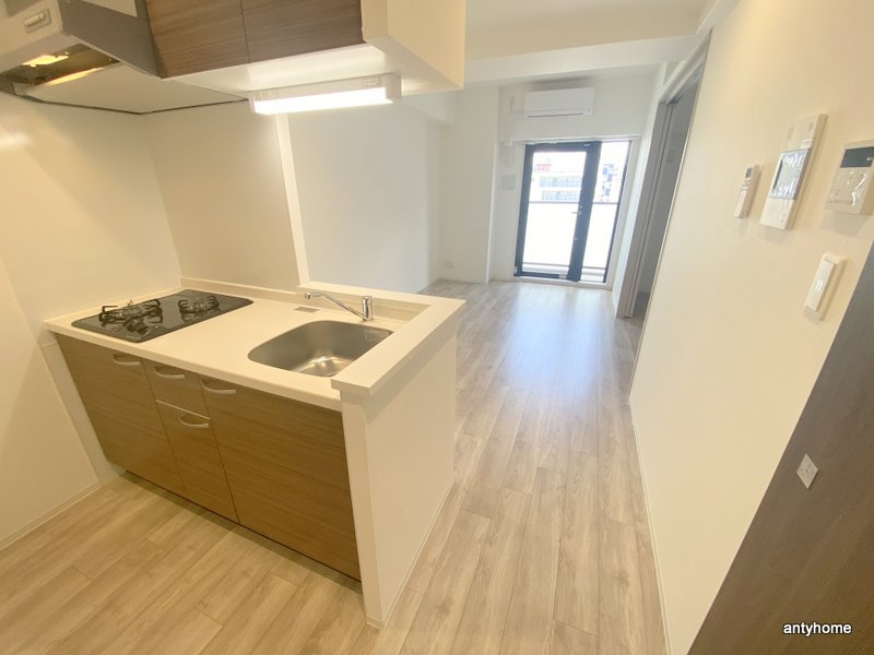 大阪難波Noah　仲介手数料無料の居間・リビング