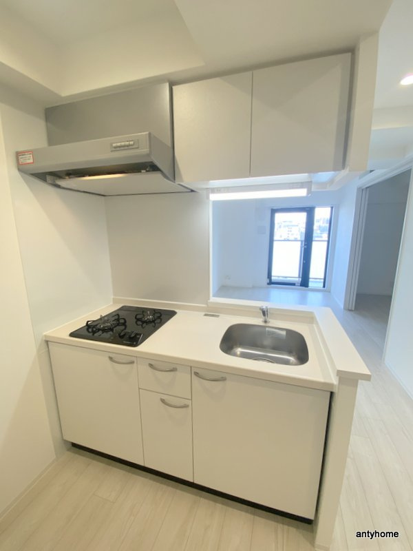 大阪難波Noah　仲介手数料無料のキッチン