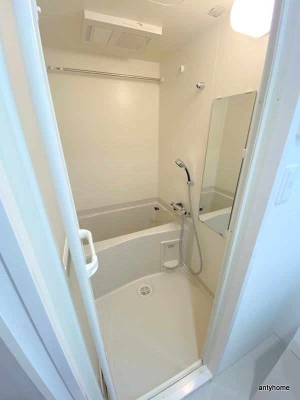 大阪難波Noah　仲介手数料無料の浴室