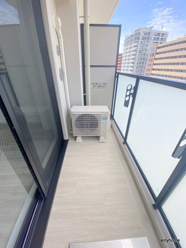 大阪難波Noah　仲介手数料無料のバルコニー