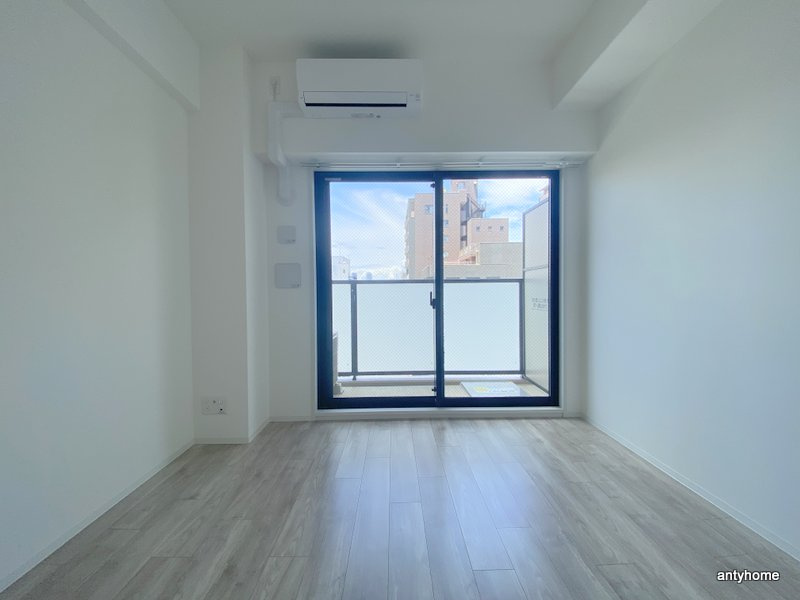 大阪難波Noah　仲介手数料無料の洋室