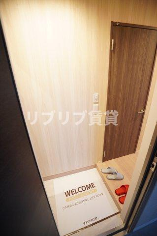 アヴァンスコート壱番館の玄関