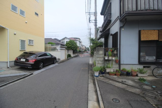 【前面道路含む現地写真】