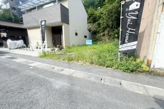【前面道路含む現地写真】 | 山科区日ノ岡一切経谷町　注文住宅　建築条件なし　土地 | 徒歩10分の場所にコンビニ《セブンイレブン 山科日ノ岡店》がありちょっとしたお買い物に便利です(^^)/
