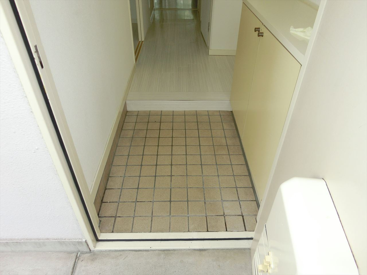 中山ハイツ| 名古屋市の賃貸ならMy賃貸の玄関|中山ハイツ