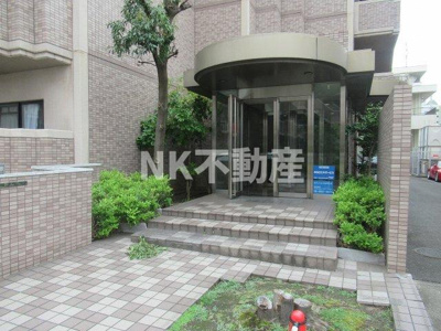 【エントランス】 | デルニエアン（吉田賃貸） | 落ち着いたエントランスです