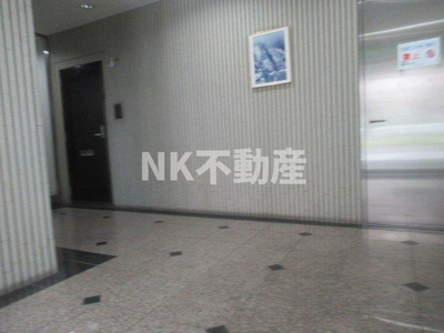 【エントランス】 | デルニエアン（吉田賃貸） | 建物の内部です