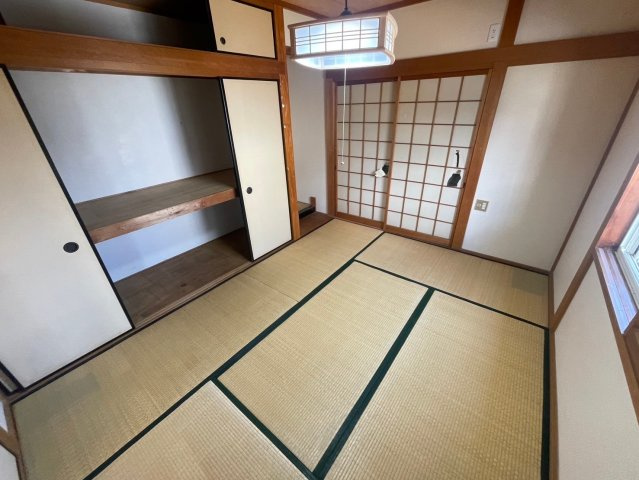 日吉台鎌谷邸の内装