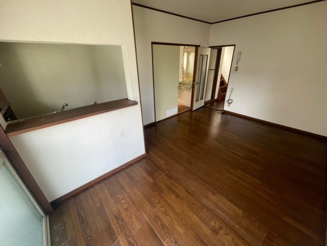 日吉台鎌谷邸の居間・リビング