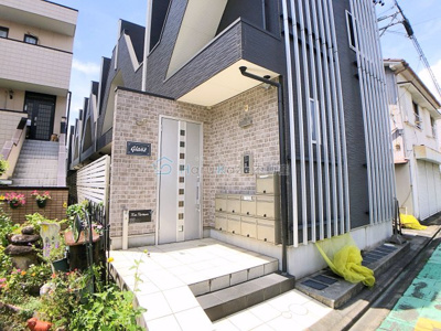 【エントランス】 | Glanz【名古屋市賃貸・屋上バルコニー】