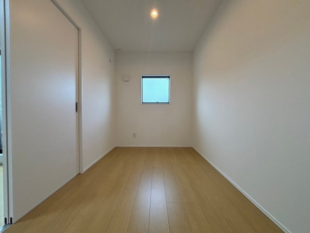 【寝室】