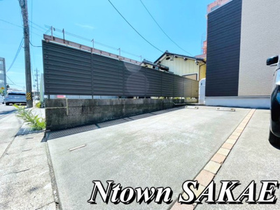 【駐車場】 | グランビル上小田井 | 車をお持ちの方に嬉しい駐車場付きの物件です