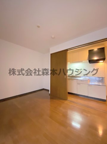 【洋室】 | 　メゾンバニNo.3 | 落ち着いた色調の洋室です