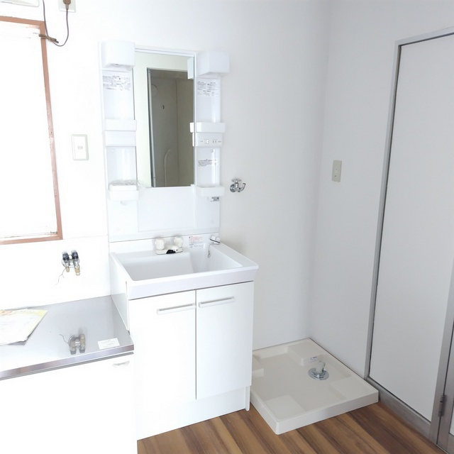 多恵第二ビルの洗面所