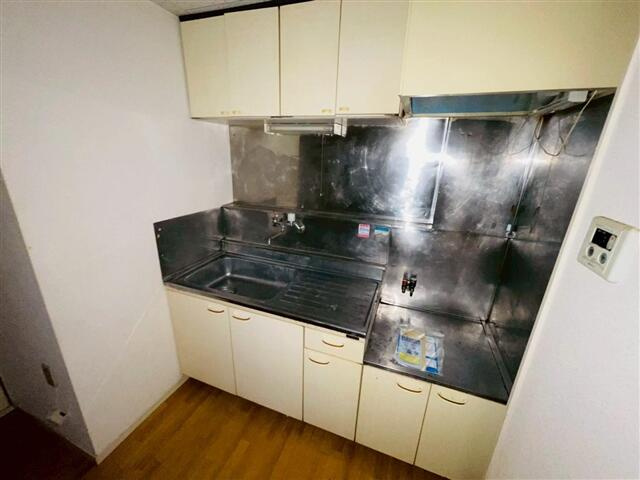 岩井マンションの内装