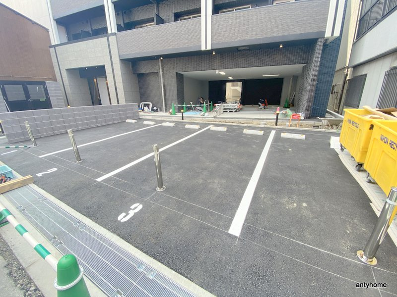 プレサンス朝潮橋ベイ・ブリーズ　仲介手数料無料の駐車場