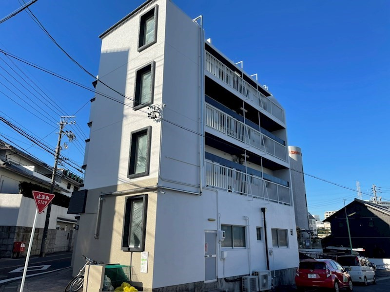 青山ハウスの外観