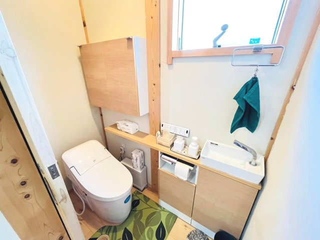 中古戸建　不破郡垂井町　平成29年築のトイレ