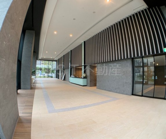 シティタワー東梅田パークフロントのエントランス