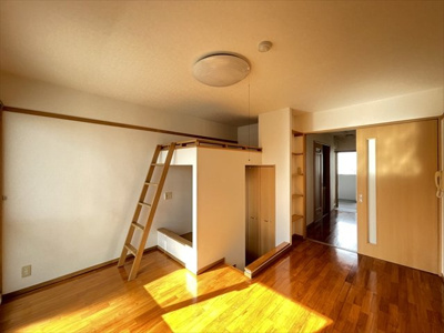  | 朝日ビル | ※室内写真は802号室を参照しています。