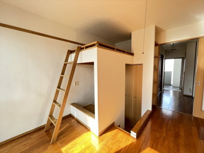  | 朝日ビル | ※室内写真は802号室を参照しています。