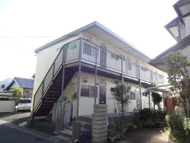 ハイツ華の外観