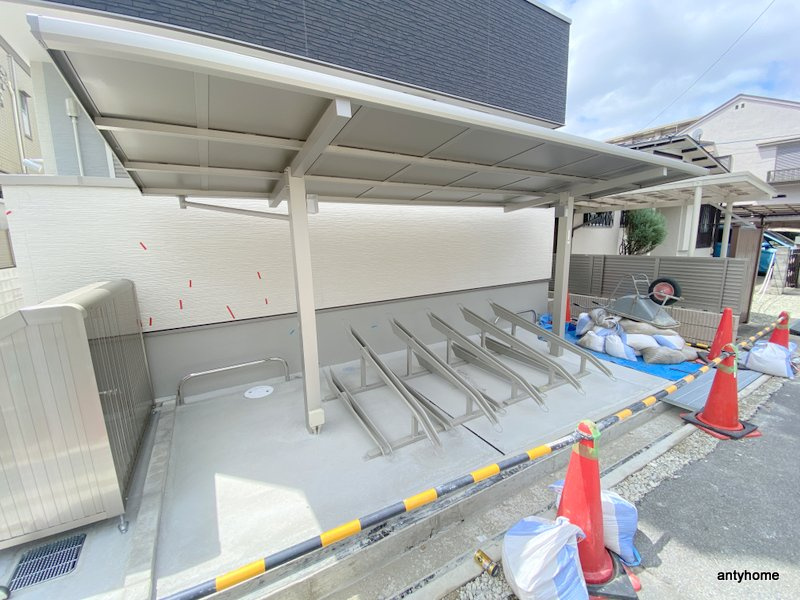 フジパレス吹田垂水町Ⅲ番館　仲介手数料無料の駐車場