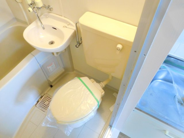 フロンティアハイツFUJIWARAのトイレ