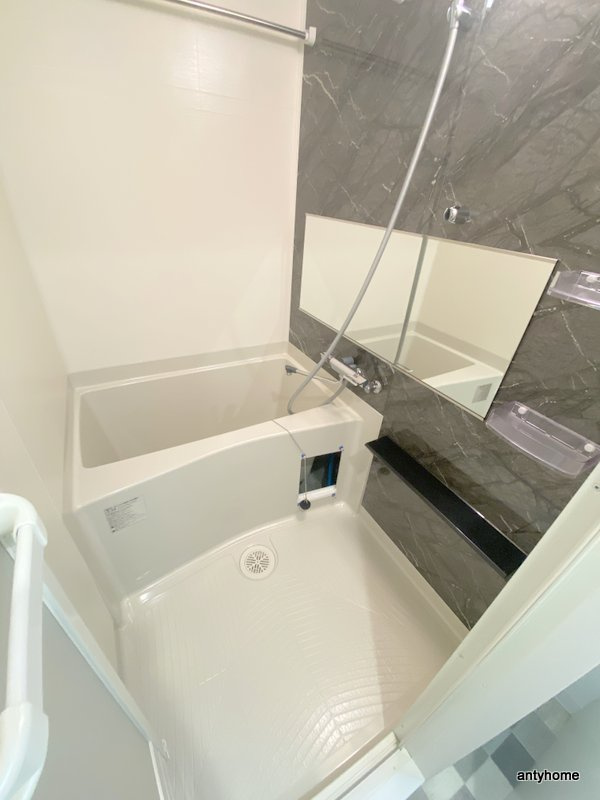 プレサンス朝潮橋ベイ・ブリーズ　仲介手数料無料の浴室