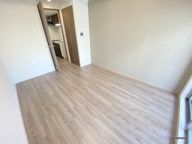 プレサンス朝潮橋ベイ・ブリーズ　仲介手数料無料の居間・リビング