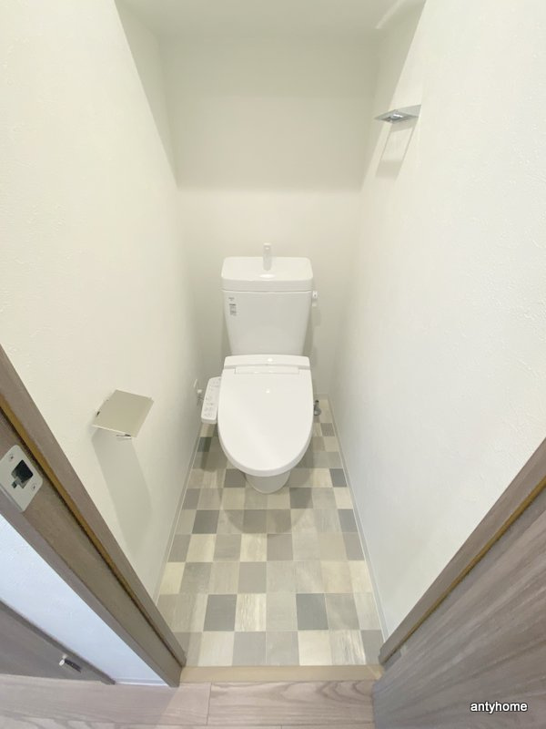 プレサンス朝潮橋ベイ・ブリーズ　仲介手数料無料のトイレ