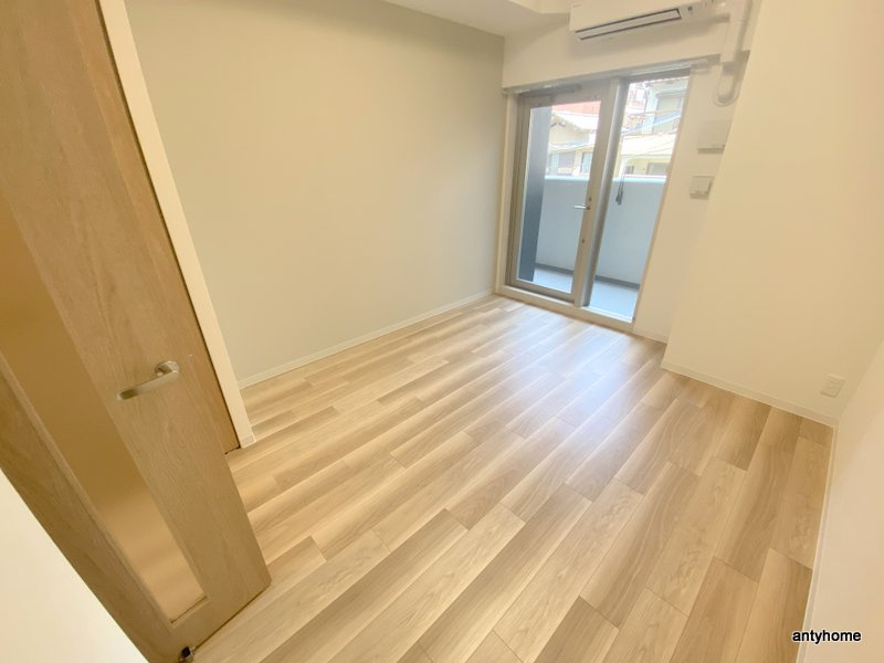 プレサンス朝潮橋ベイ・ブリーズ　仲介手数料無料の居間・リビング