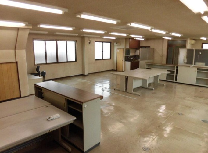葛飾区小菅１丁目の倉庫の内装