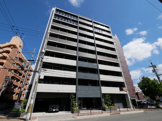 メインステージ新大阪の外観