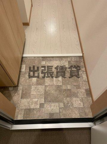DEVELD中郷の玄関