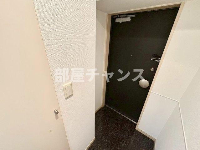 セントレイクセレブ代官町の玄関