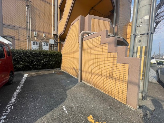 サイユウカンの駐車場|別部屋写真