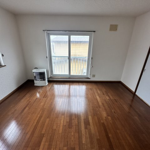 野宮マンションの居間・リビング