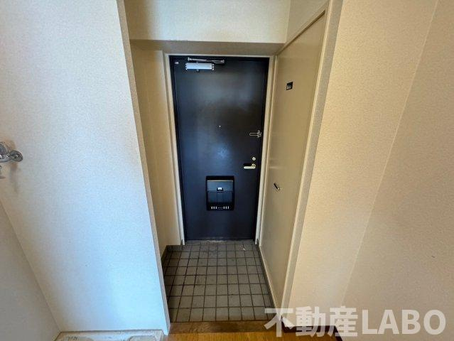 メゾンドフェンテの玄関